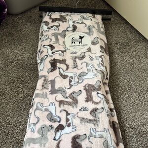 *NEW*Decorative Throw Blanket - Pink and Gray Dachshunds